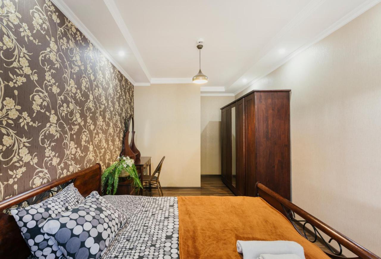 Marcos Hotel Tiflis Dış mekan fotoğraf