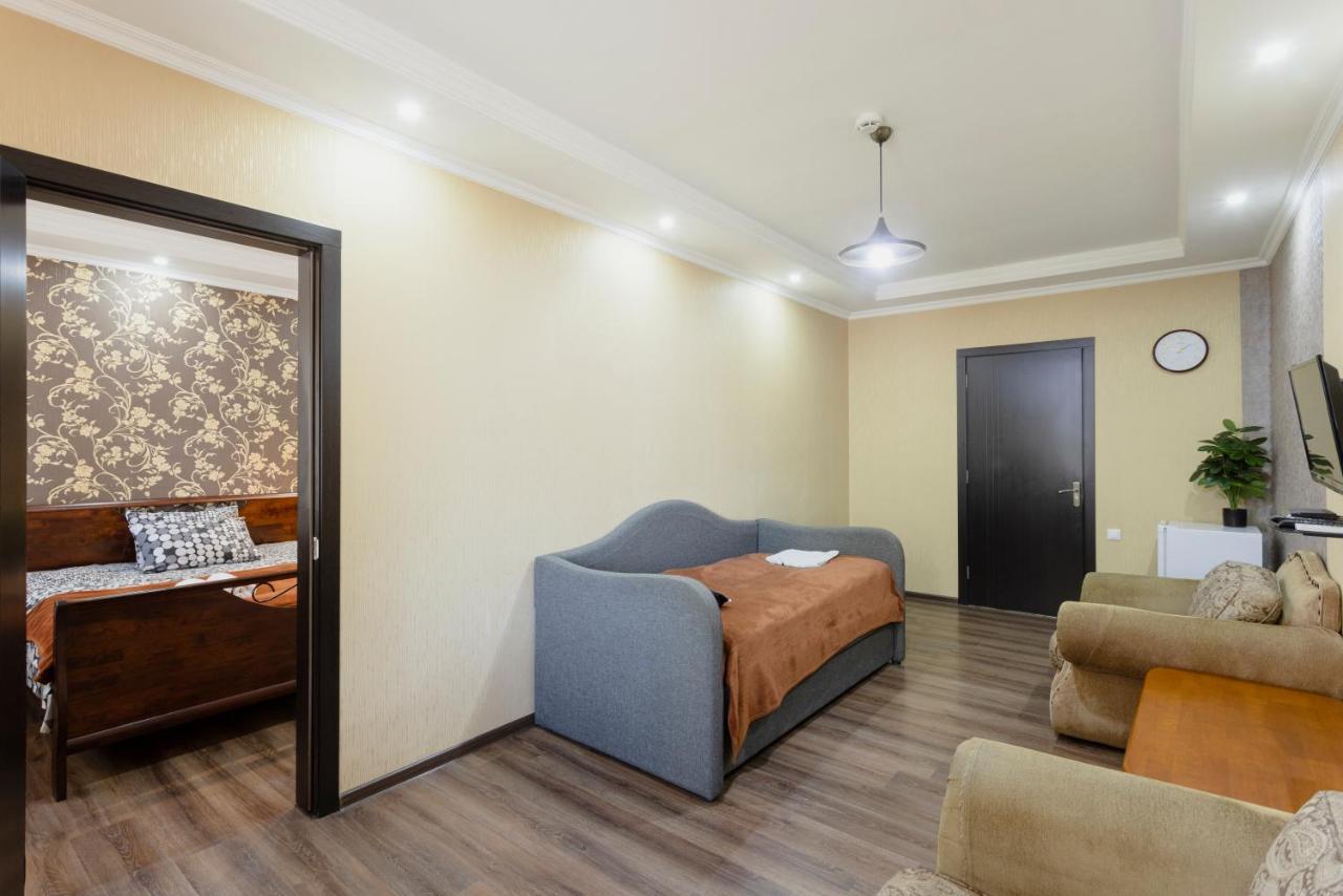 Marcos Hotel Tiflis Dış mekan fotoğraf