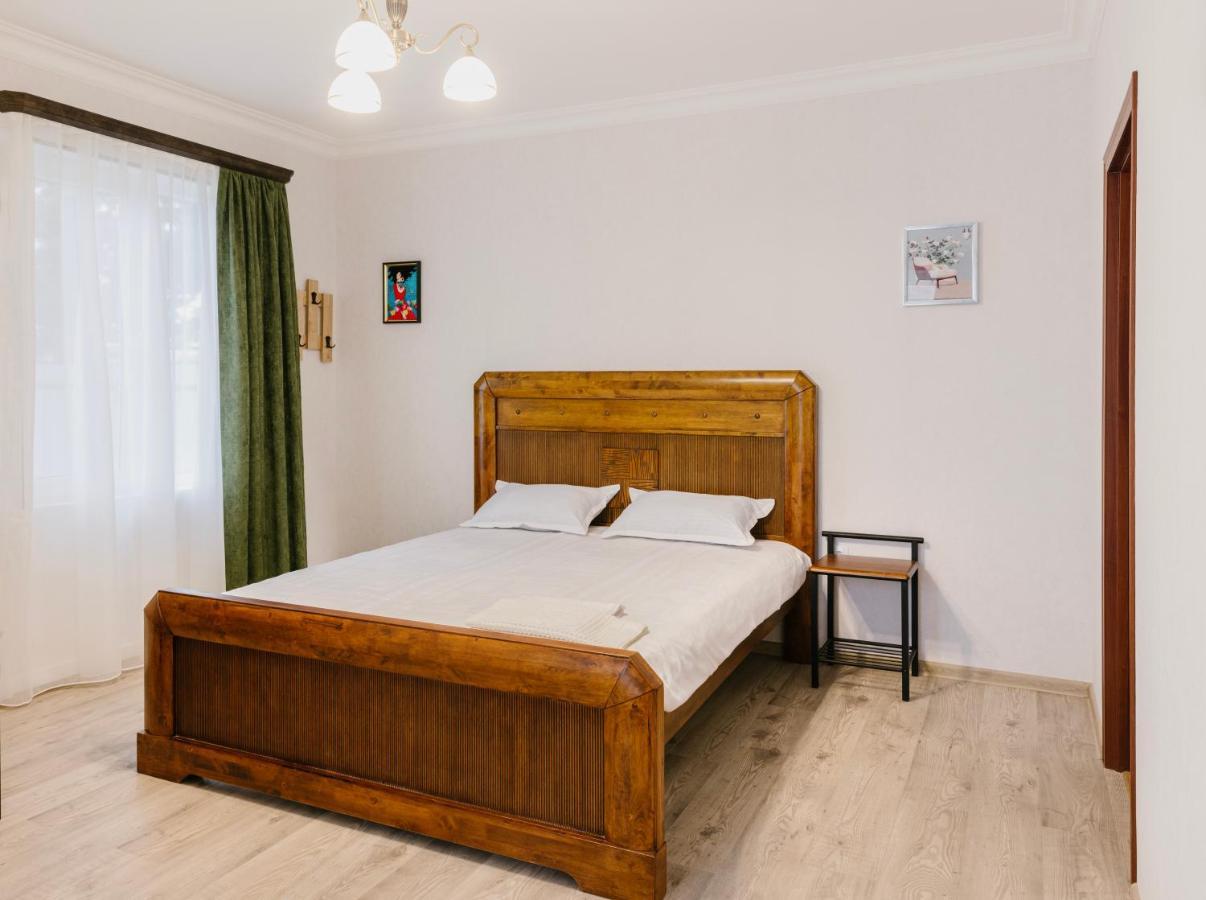 Marcos Hotel Tiflis Dış mekan fotoğraf