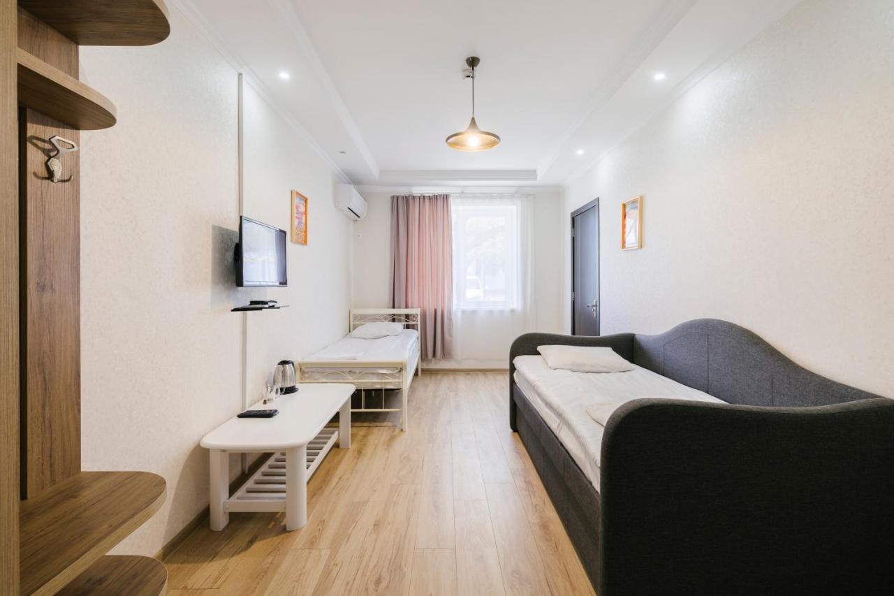 Marcos Hotel Tiflis Dış mekan fotoğraf